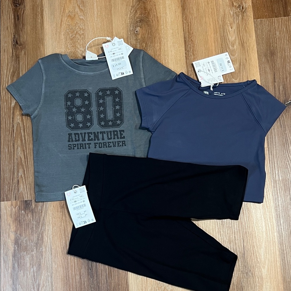 Zara Girls 9-10 Years 2 shirts and 1 shorts